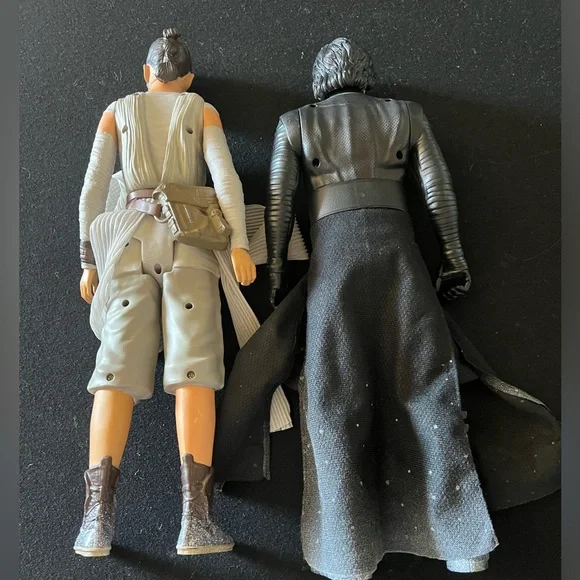 Star Wars 18” Kylo Ren & Rey posable action figures toy - Picture 3 of 3